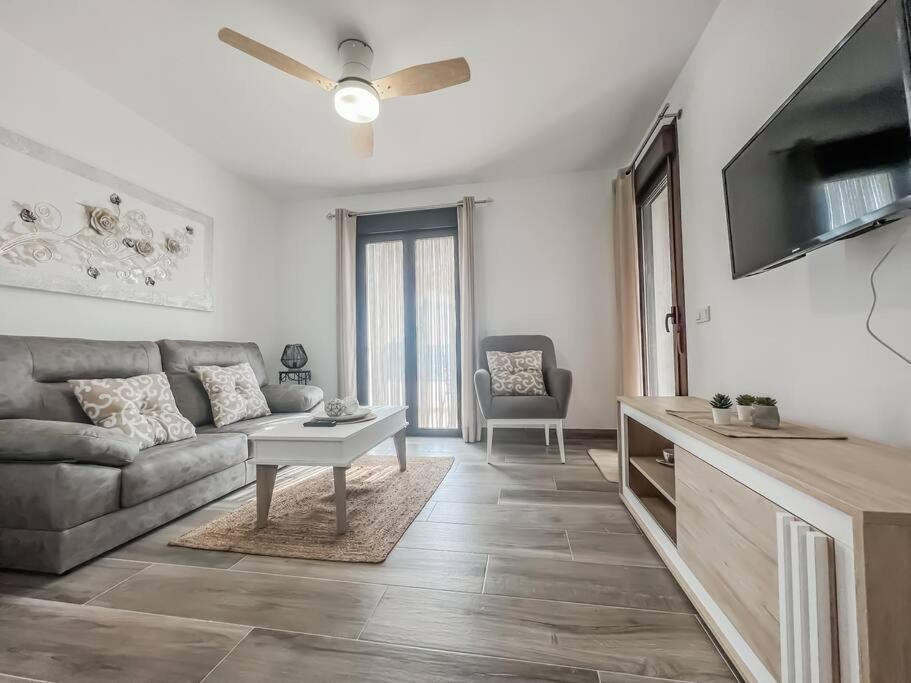 Modern 2 Bed Apartment With Pool In فريجيليانا المظهر الخارجي الصورة